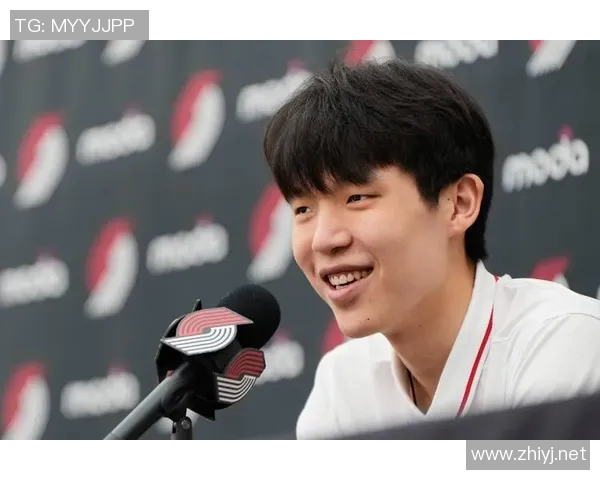 拓媒：杨瀚森的发展或决定球队未来上限 希望斯普利特多给他时间