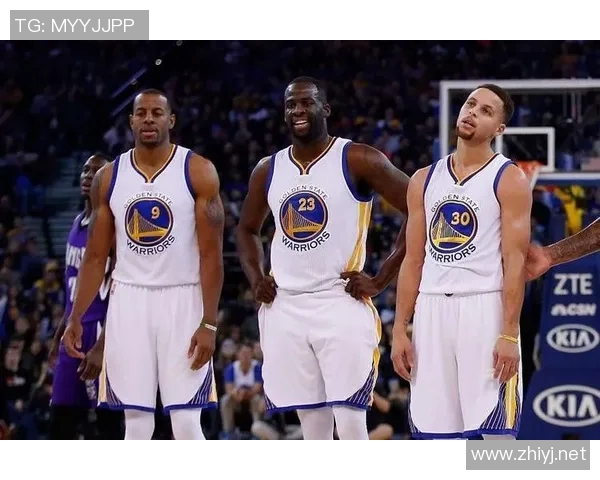 齐哑火！半场麦克丹尼尔斯和迪文岑佐合计10投0中 一分未得